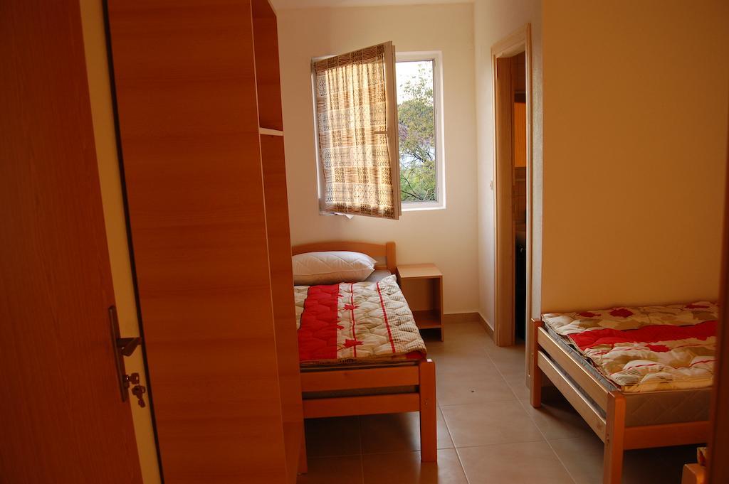 Guesthouse Panna Maria Međugorje Kamer foto